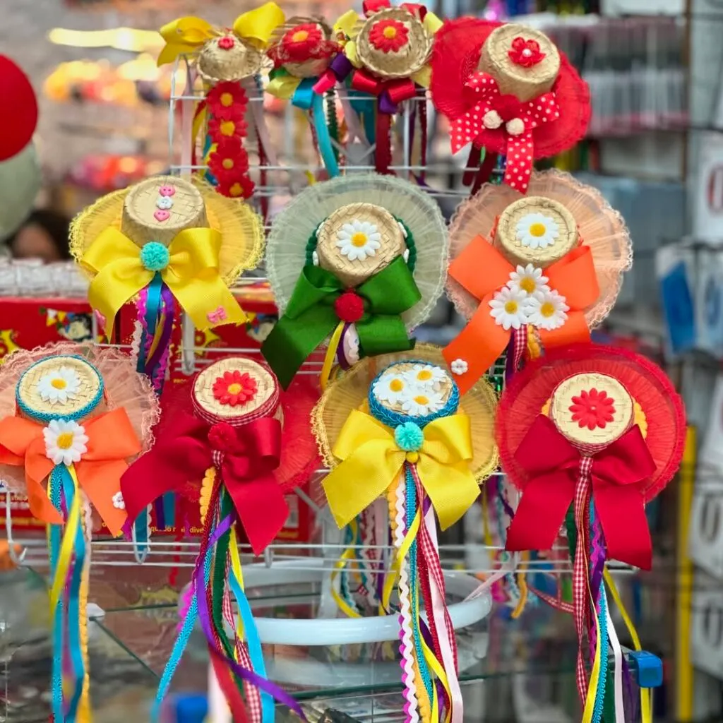 Itens de decoração para festa junina