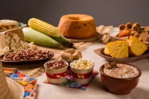 Mesa com comidas brasileiras da festa junina